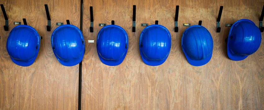 хранение касок, шлемов сиз